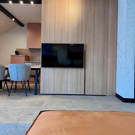 25 Loft New & Next To Lift And River Bansko