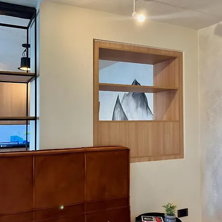 25 Loft New & Next To Lift And River شقة